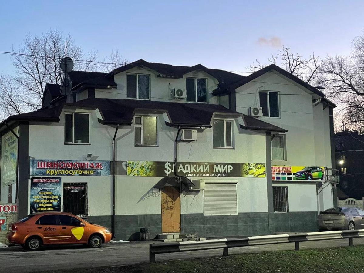 Pitstop Motel นิปโปรเซอร์เซียนสกาย ภายนอก รูปภาพ