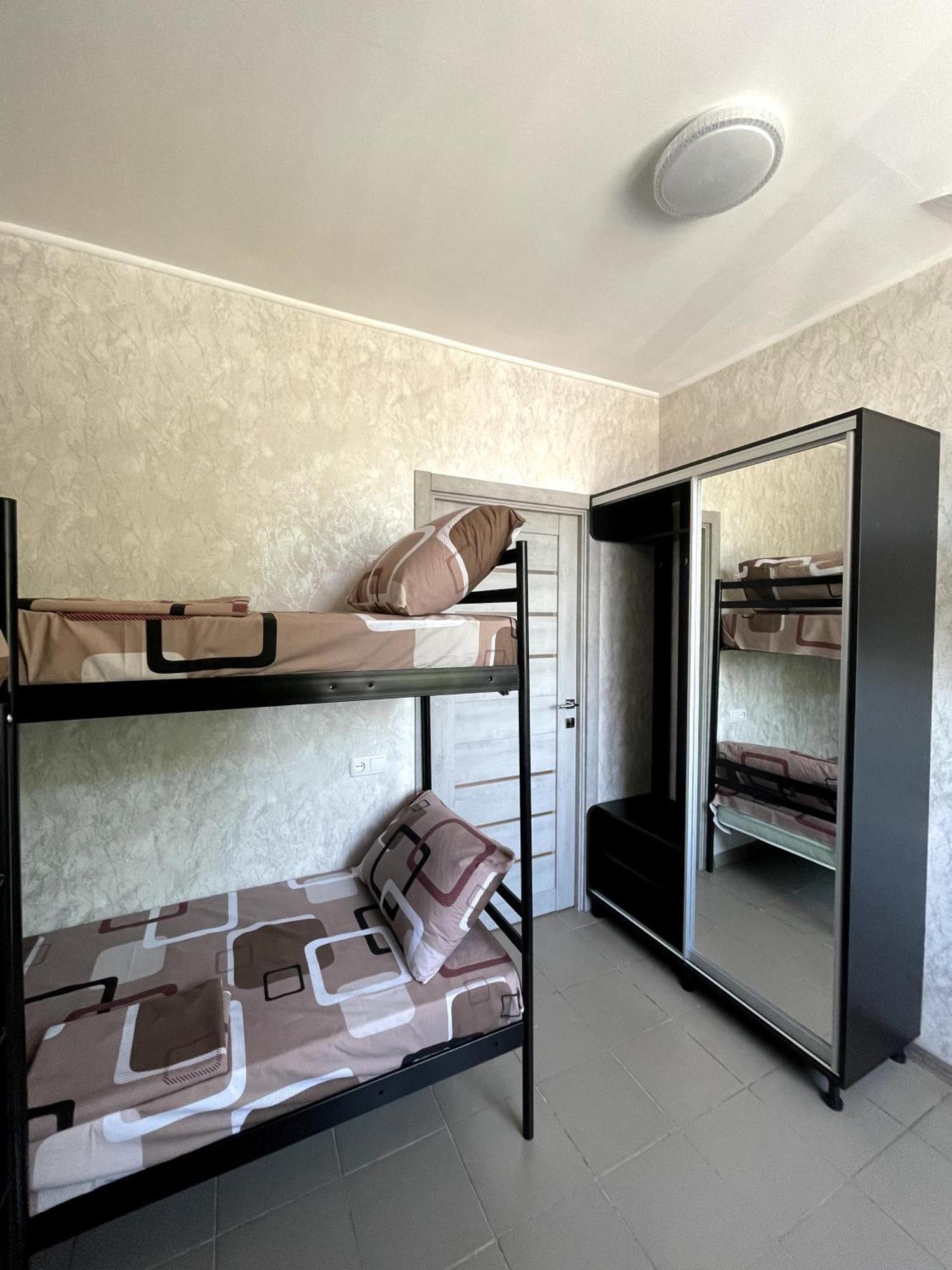 Pitstop Motel นิปโปรเซอร์เซียนสกาย ภายนอก รูปภาพ